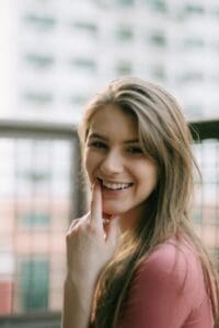 woman with great teeth smiling